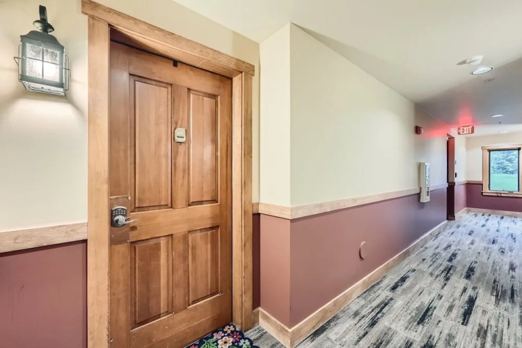 2225 Red Hawk 2 Bedroom Condo by RedAwning