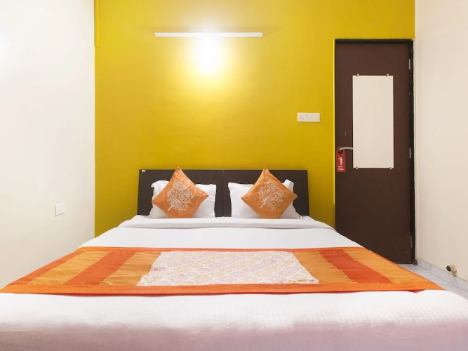 Oyo 10329 Hotel Truvic