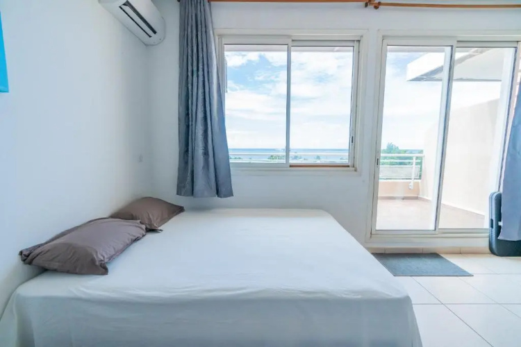 Diva Nui Cosy Studio wOcean View next to Hilton Faaa