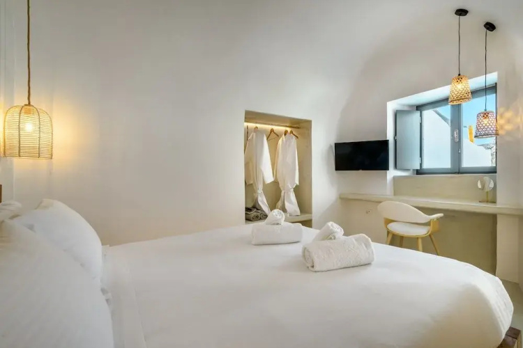 Anila Suites
