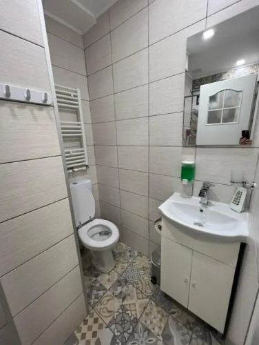 1-Beadroom Apartment with free parking