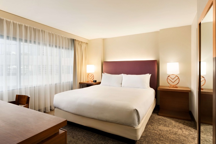 Embassy Suites by Hilton Phoenix Downtown North photo 6