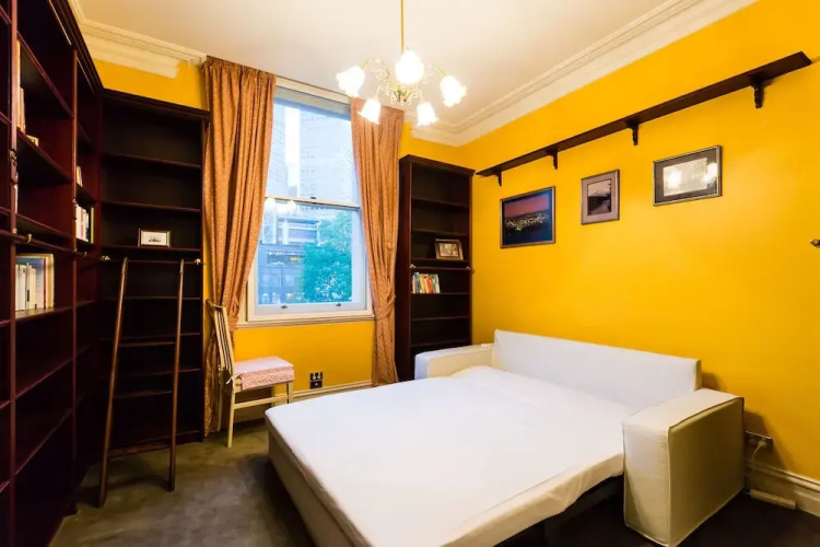 Hanna, 4BDR Melbourne Apartment