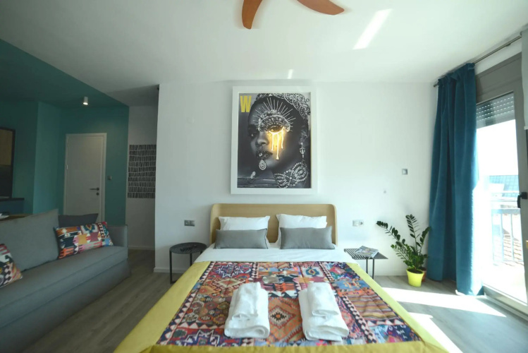 Mazi7thFloor #3