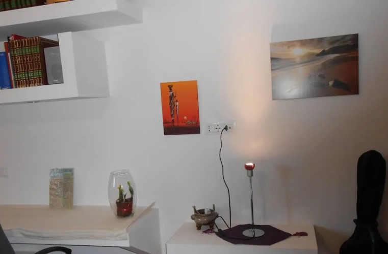 Suite Afrika, Mondello, Palermo