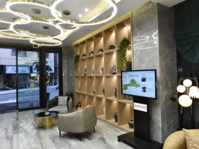 Ganyon Hotel