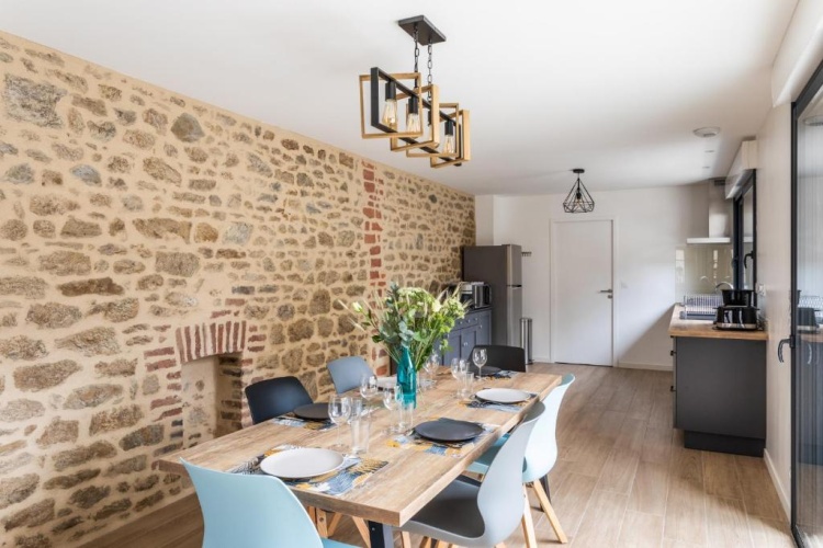 3 Bedrooms Cottage
