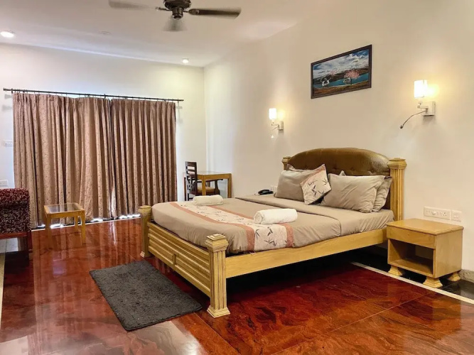 SPARV Aulakhs Resort