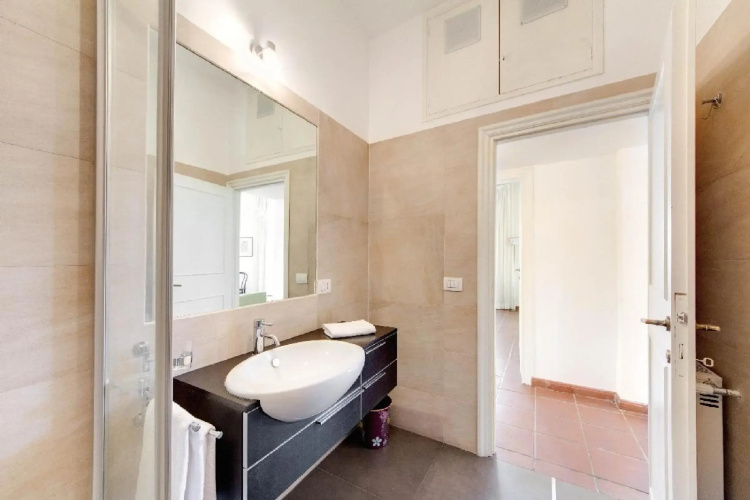 Rhome Apartments Latini