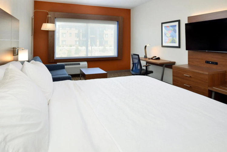 Holiday Inn Express & Suites Elko by IHG