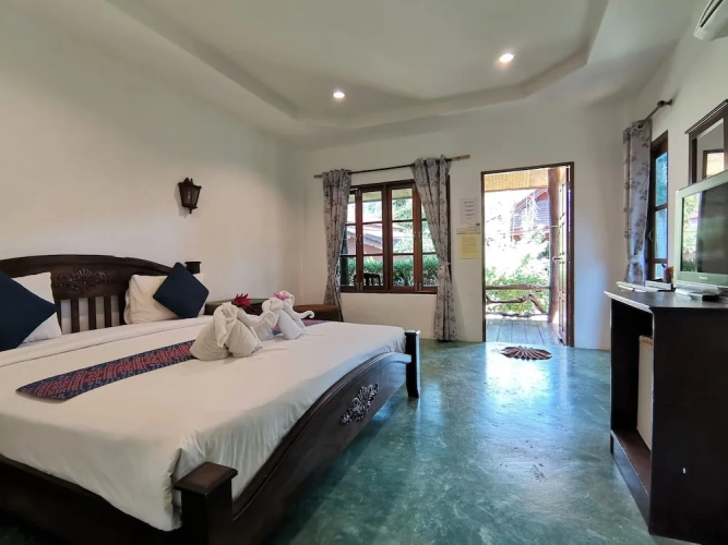 Superior Double room with balcony and with garden view