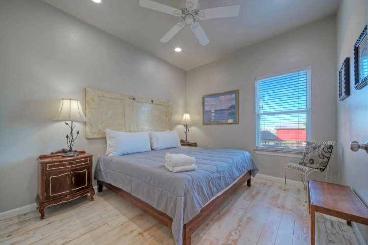 Bay Haven w/ Shared Boat Dock & Waterfront Pool Big Trout by Avantstay