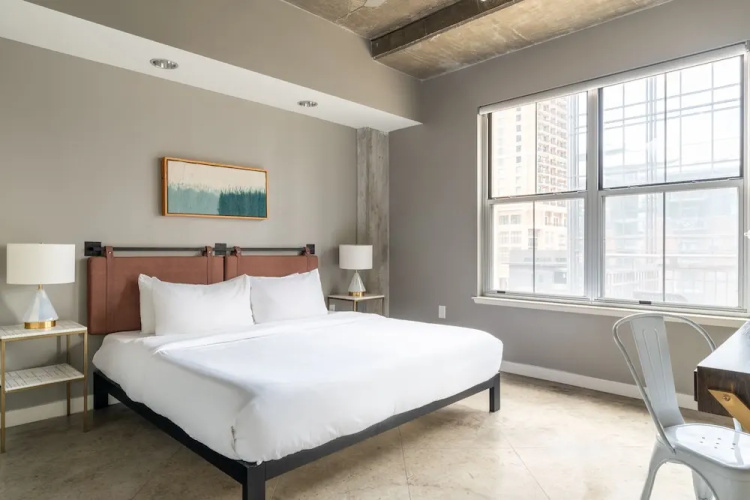 AMLI Downtown by Kasa Austin Downtown