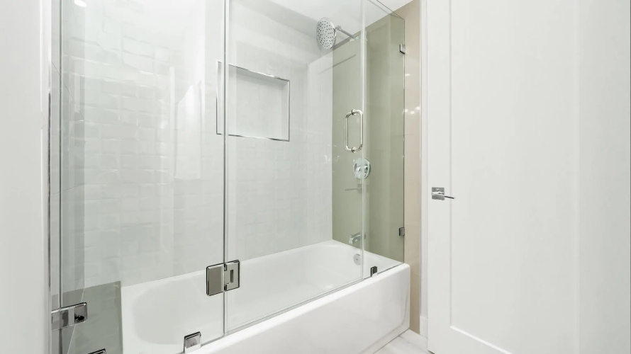 Heated Pool & Spa ensuite Villa
