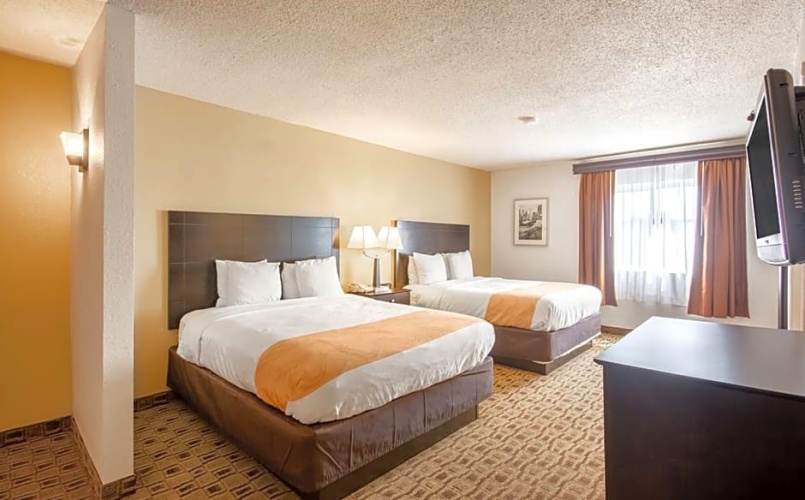 Luxury Quadruple Suite