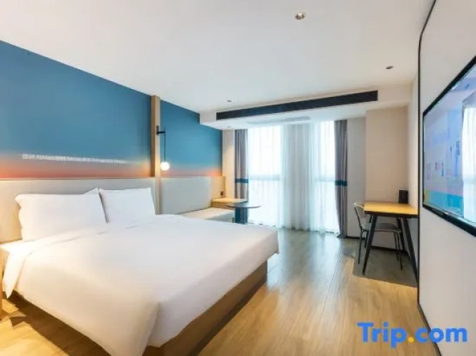 Standard Double room with view