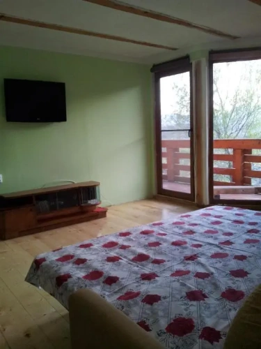 3 Bedrooms Cottage