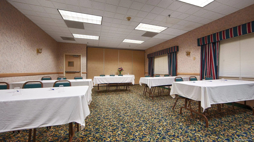 Best Western Saranac Lake photo 22