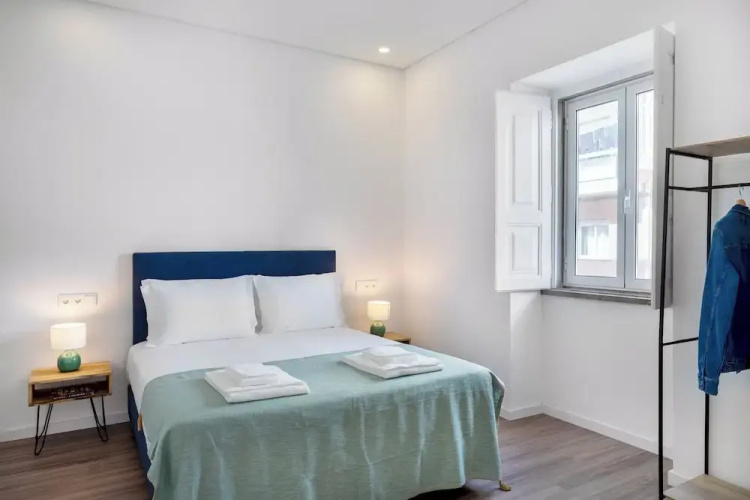 Faro DAZ House by Get Your Stay