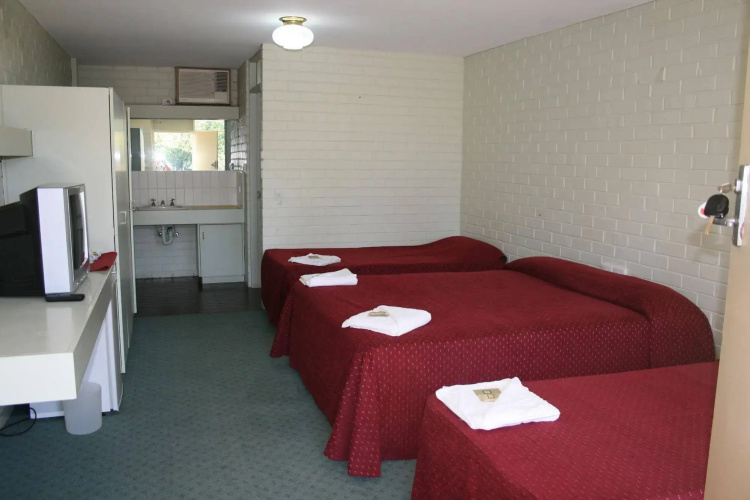 A Room For U