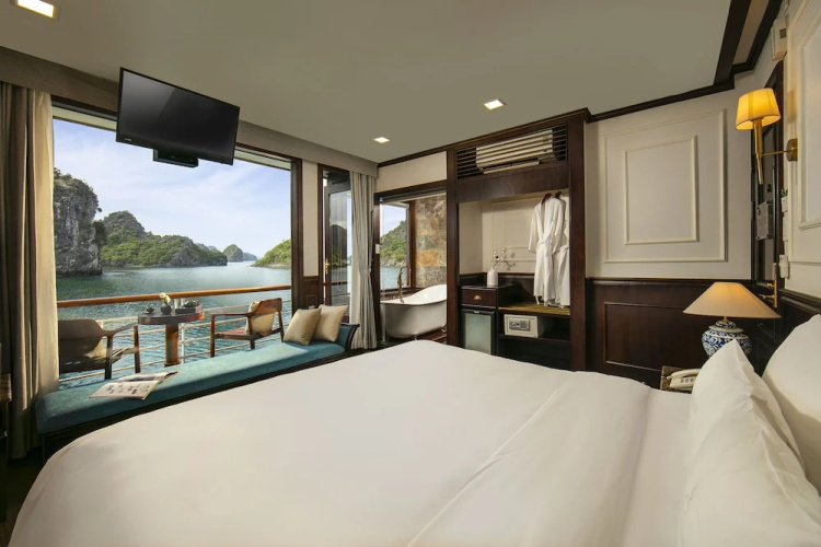 Amanda Luxury Cruise