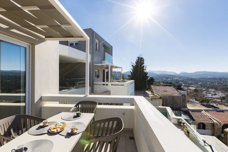 Three Moirai Villa With 2 Heated Pools