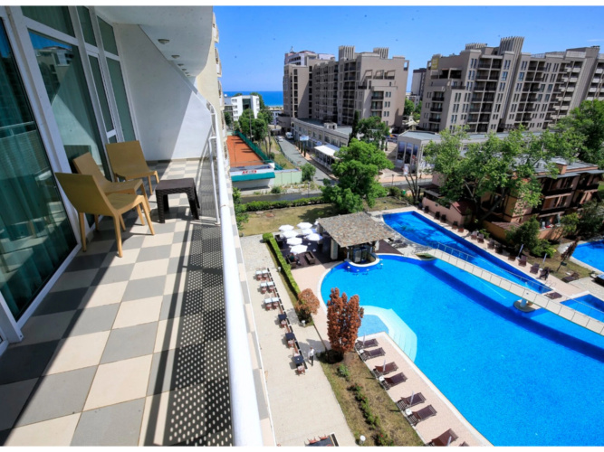 Grand Hotel Nirvana - Sunny Beach