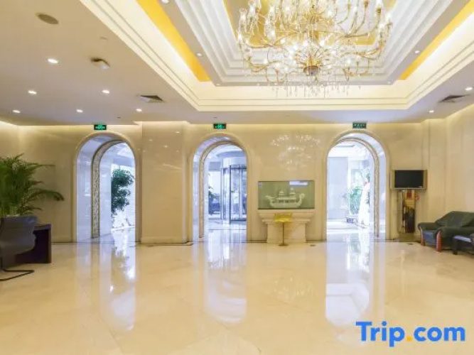 Yin Long Yuan Hotel