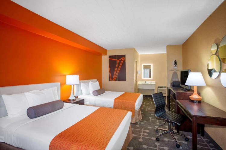 Standard Quadruple room