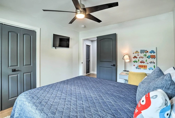 4 Bedrooms Cottage