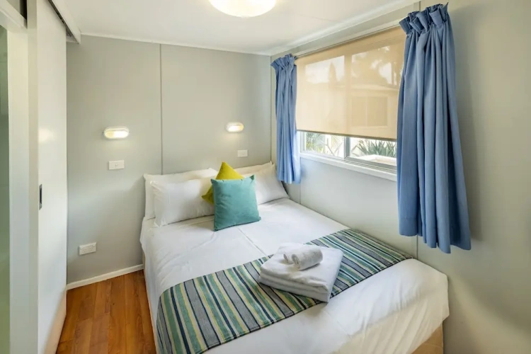 1 Bedroom Economy room with view
