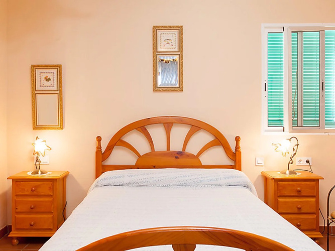 Villa Laura 33244