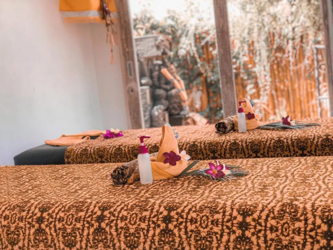 Auora Guest House