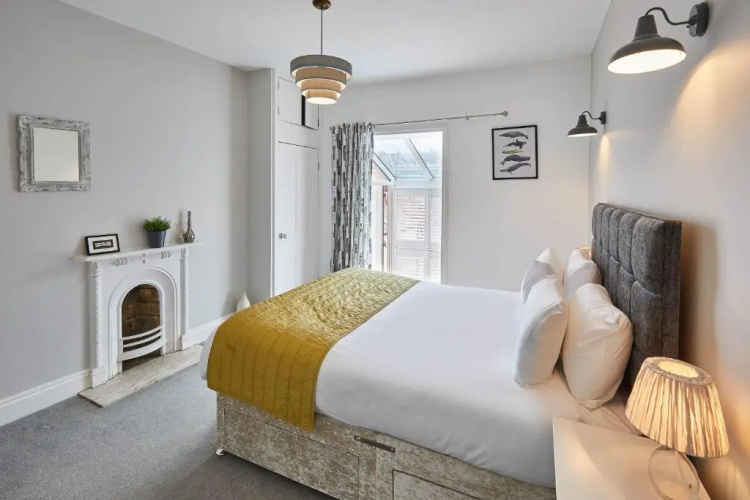 Host Stay One Mulgrave Place