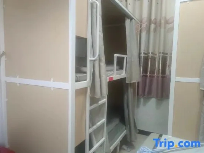 Bed in Dorm (female dorm)