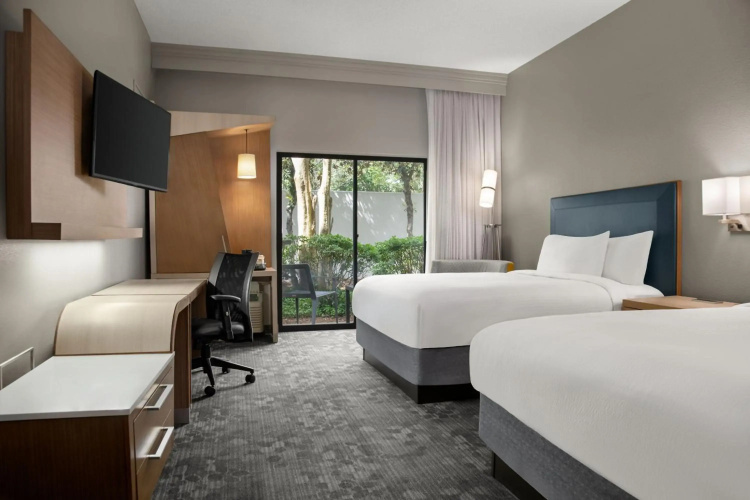 Courtyard by Marriott Lafayette Airport