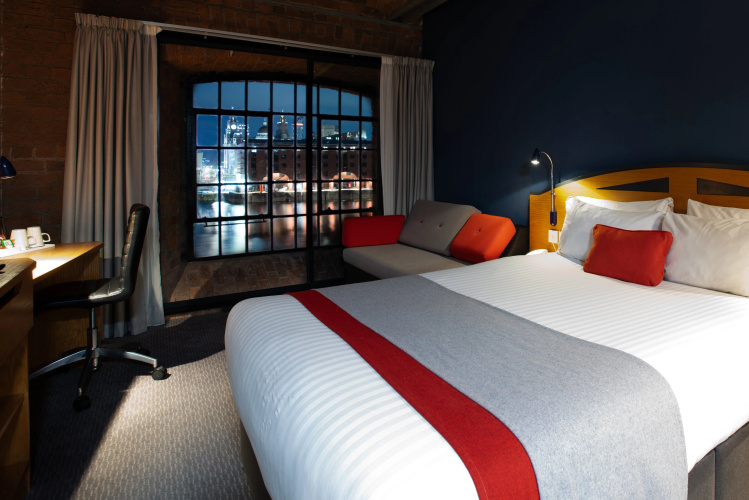 Holiday Inn Express Albert Dock photo 6