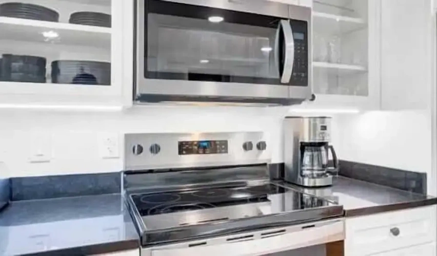 3 Bedrooms Apartment