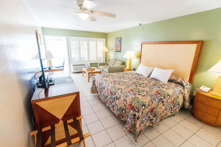 Pirate's Cove Resort & Marina
