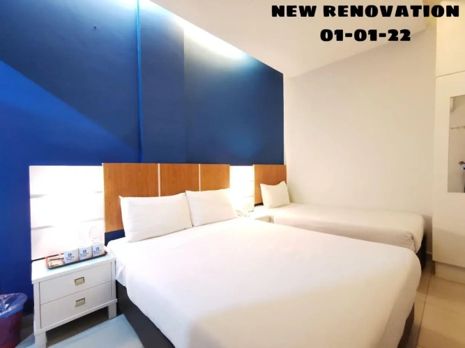 Standard Triple room