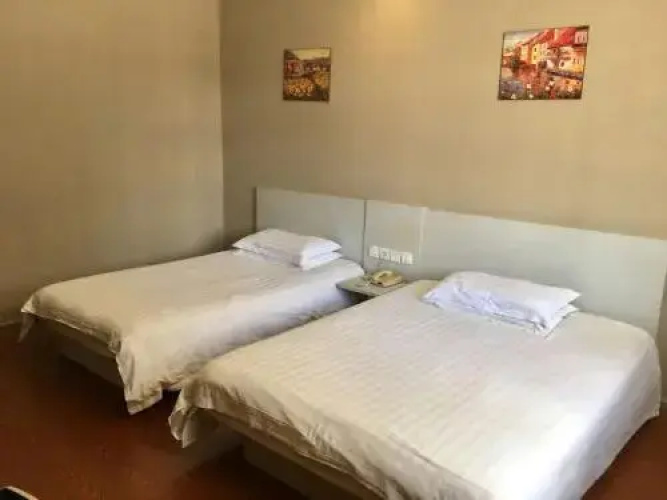 Elan Hotel Taicang Wuyang Square