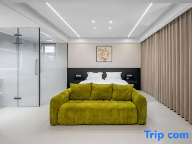 4 Bedrooms Standard room