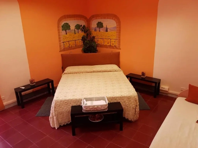 Standard Triple room