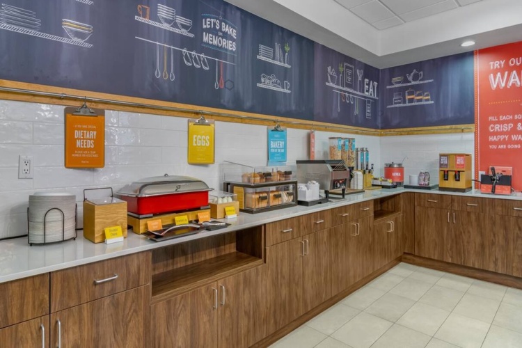 Hampton Inn & Suites by Hilton Edmonton/West photo 28