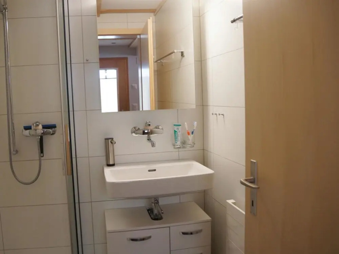 Lischenhaus 2 - Wohnung Fl sch Lenk