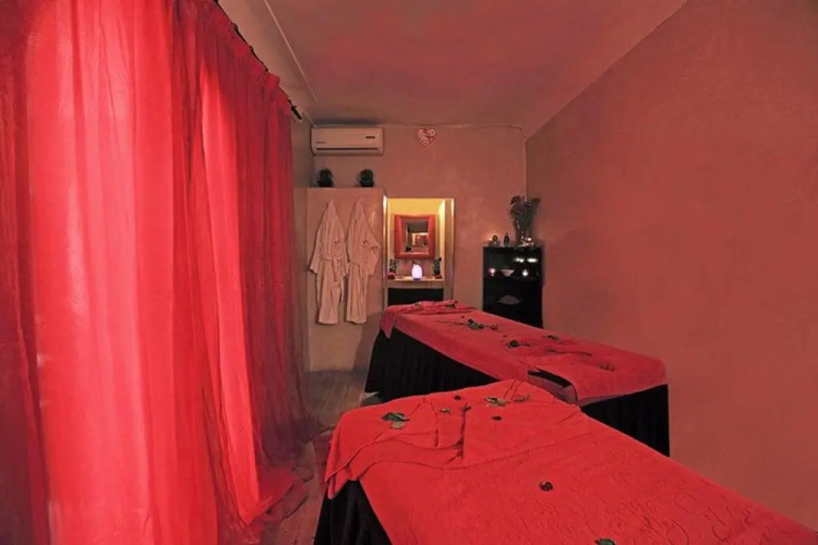 Riad Isis