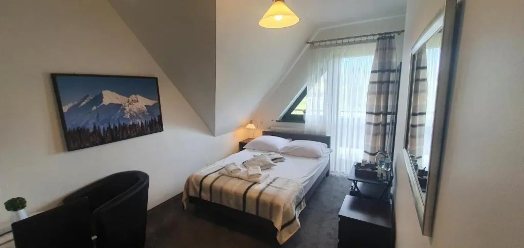 Standard Double room with balcony and with mountain view