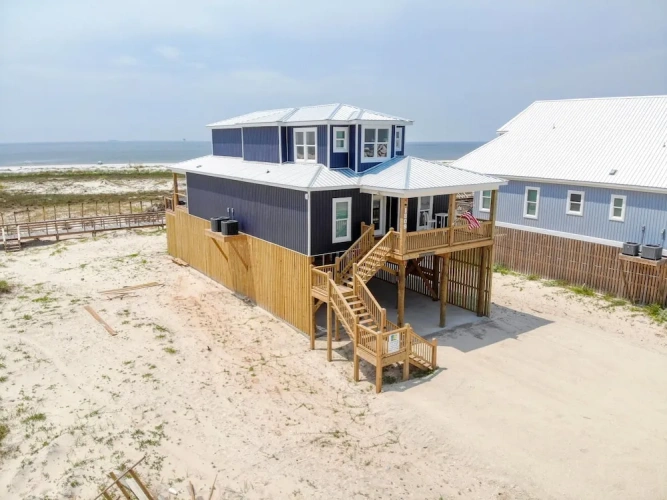 Cottage with balcony