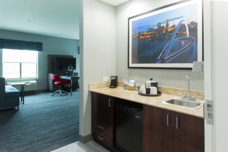 Quadruple Suite