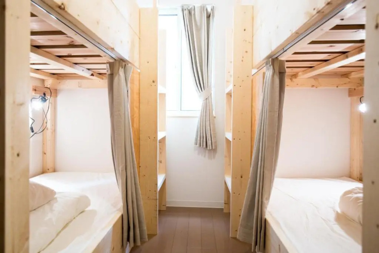 IZA Enoshima Guesthouse&Bar - Hostel
